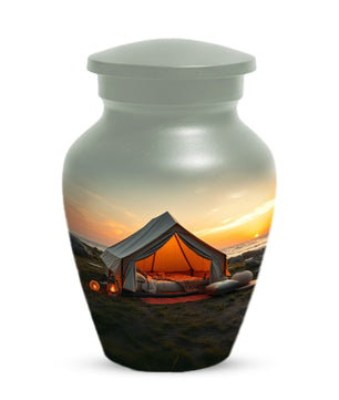 Camping Memorial Urn for Ashes – Personalized Sunset Glamping Cremation Urn for Mom& Dad