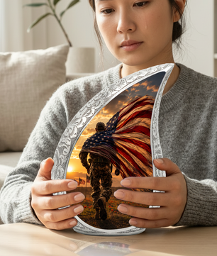 Patriotic Soldier Urn for Dad | American Flag Cremation Urn for Human Ashes & Military Memorial